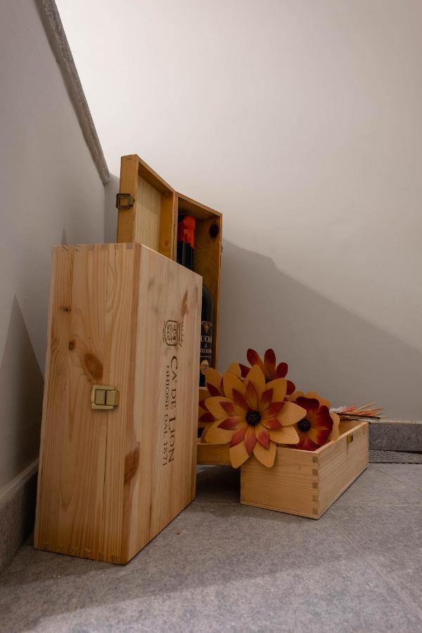 Alla Torre - Nel Cuore Del Borgo Storico Castagnole delle Lanze Ngoại thất bức ảnh