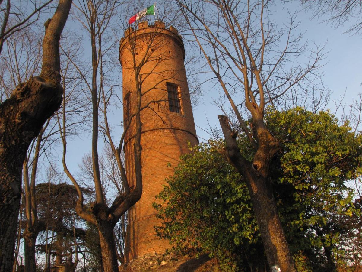 Alla Torre - Nel Cuore Del Borgo Storico Castagnole delle Lanze Ngoại thất bức ảnh